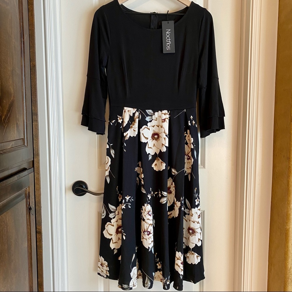Black floral dress w/ bell sleeves (S)